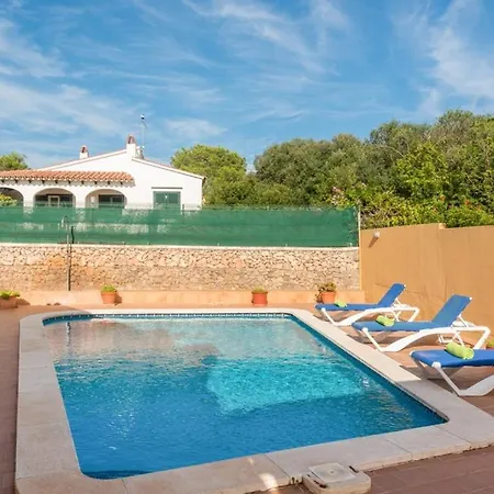 Paula - Punta Prima * Punta Prima (Menorca)